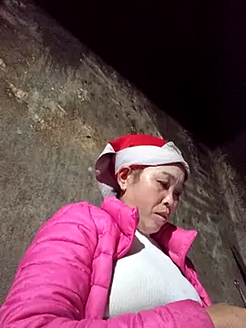 dakota-kis's cam snapshot