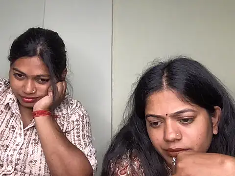 HoleyCoupon's cam snapshot