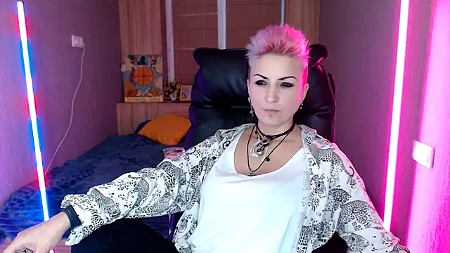 Sweet-n-Strong live sex cam