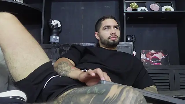 matteosantos live sex cam