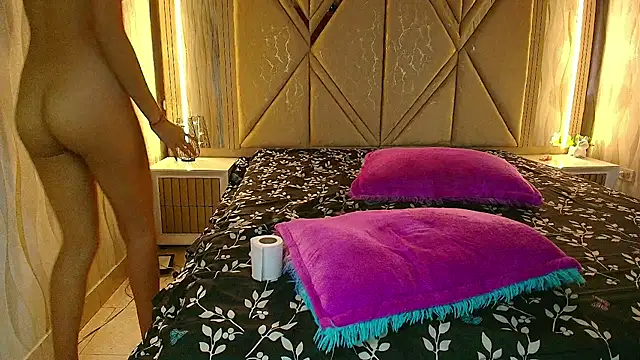 Hotcouple_222 live sex cam