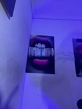 becca_wilsson's cam snapshot