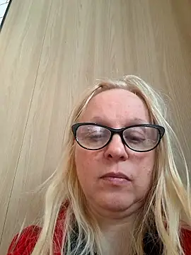 martachatte's cam snapshot