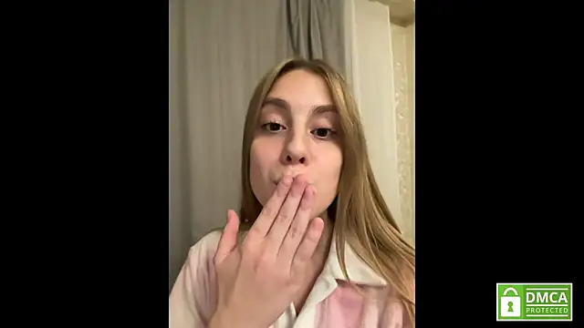 DreamyOlivia live sex cam