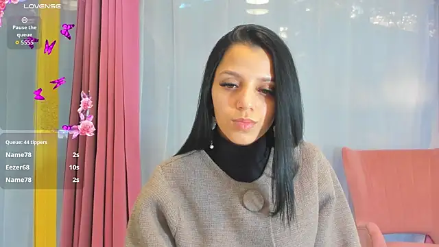 Sarabecker live sex cam