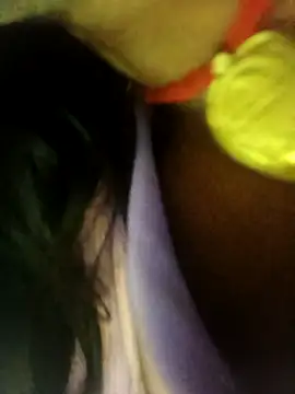 Rubi_sarma live sex cam