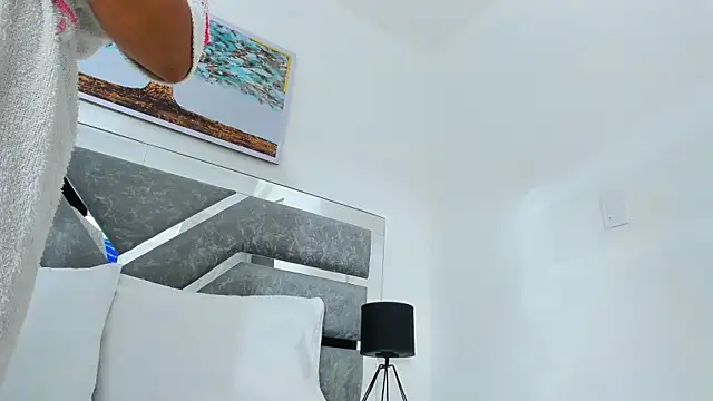 Slut_Milf_'s cam snapshot