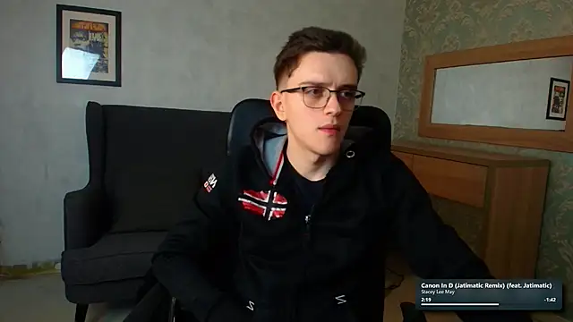 FelixStarkk live sex cam