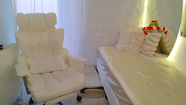 moniqque's cam snapshot