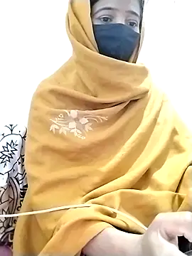 Cute-Naavya's cam snapshot