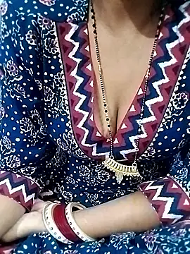 Shivangi-Sinha's cam snapshot