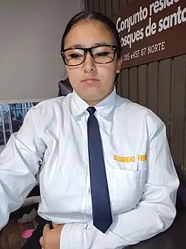 Cute_Penelope's cam snapshot