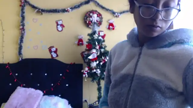 Violet_And_Smith's cam snapshot