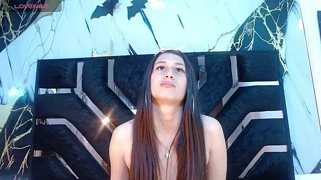 lunaember_cs's cam snapshot