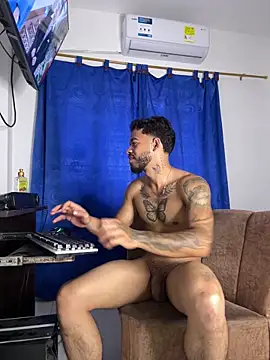 Kylian_Alessandro live sex cam