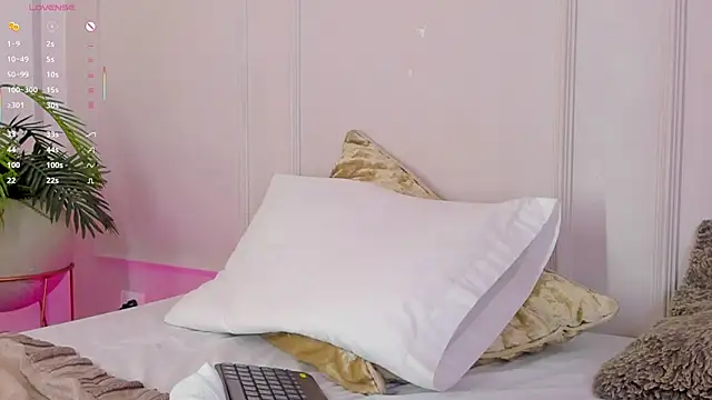 Mariapettit live sex cam