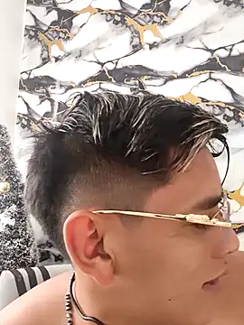 Hiroshi_Shen live sex cam