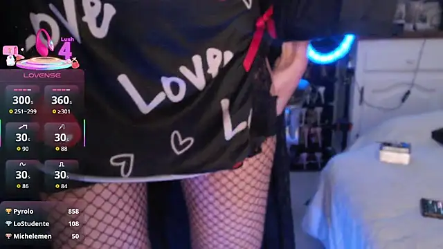 LaraReinaDelSol live sex cam