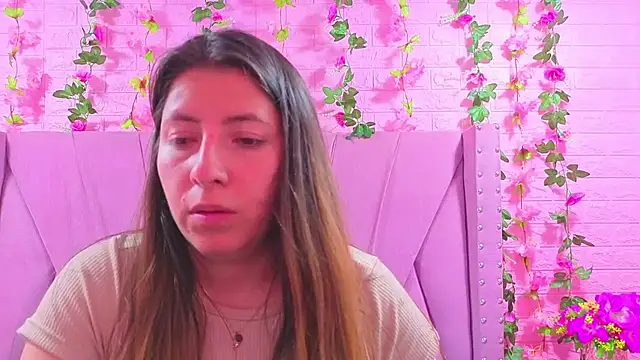 Alyy_Brown's cam snapshot