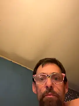 biggdaddyandqueenn live sex cam