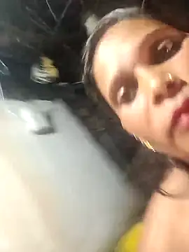 cute_diya_12 live sex cam