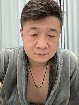 Aweiwei558's cam snapshot