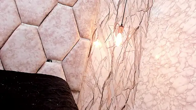 SPICY_BRIANNA's cam snapshot