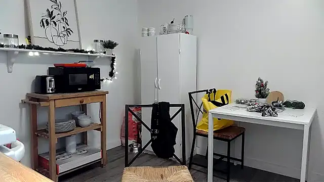 DirtyLittleKimberleigh live sex cam