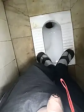 Hornyboy7489's cam snapshot