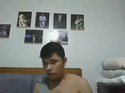 LuggingLeanness's cam snapshot