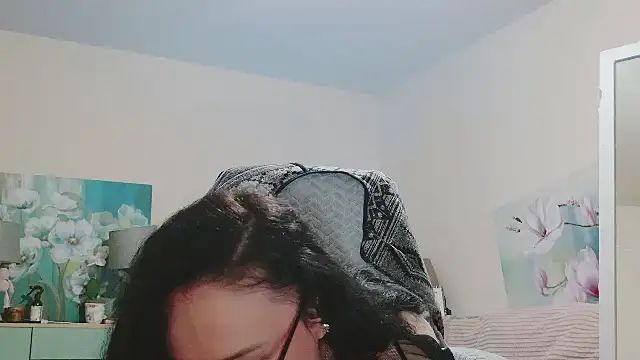 lara_heaven live sex cam