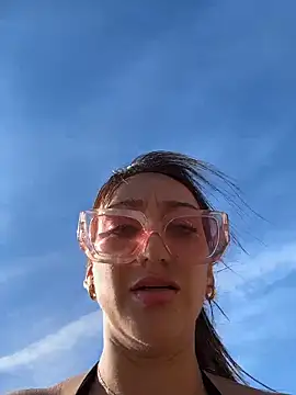 Ninabigtitied live sex cam