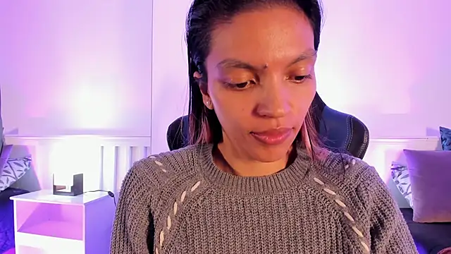 Ishtar_24 live sex cam