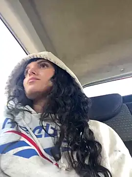 XBODTRIIPX live sex cam