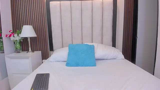 Caamii_Evanss's cam snapshot