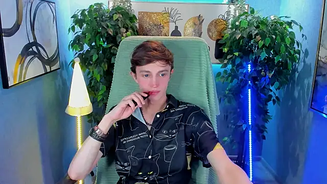 John_Weasley live sex cam