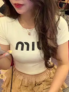 Mimi05_'s cam snapshot