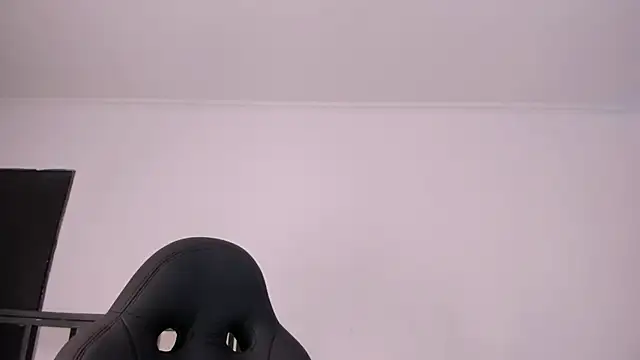 AmberiniHoffman live sex cam