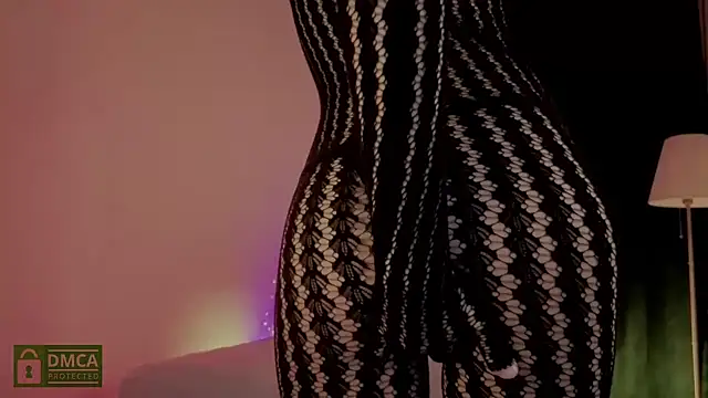 _TiffanyCo_'s cam snapshot