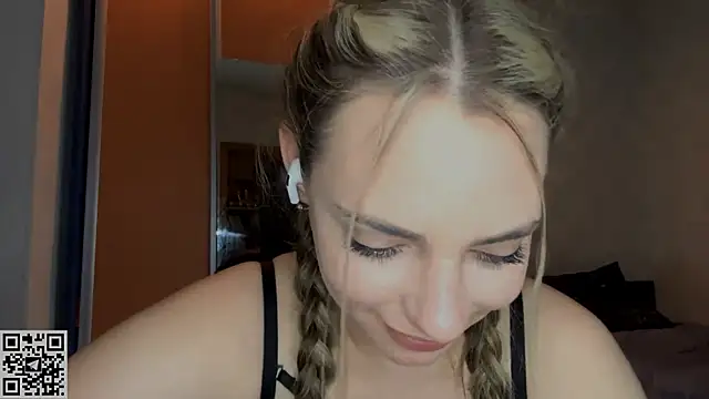 IlanaLafferty's cam snapshot