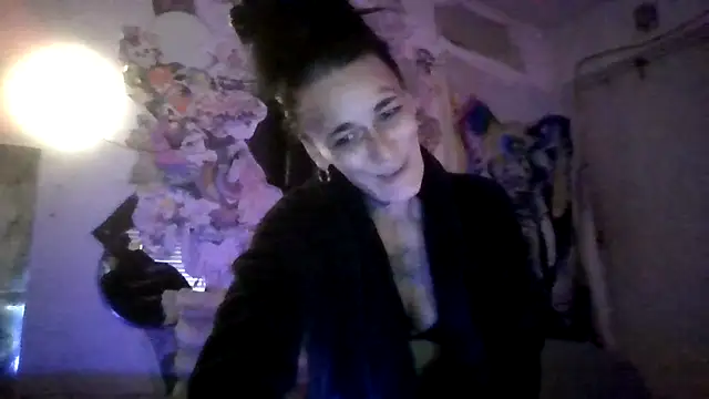 chaoticluvbug live sex cam