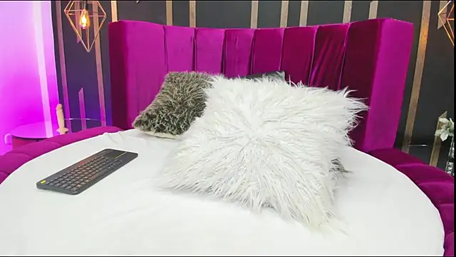 LittleNito live sex cam