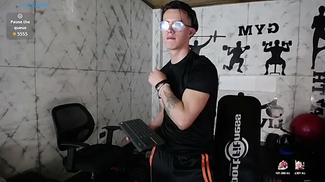 Brandon_starkk live sex cam