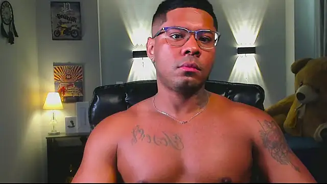 LEONHDZ live sex cam