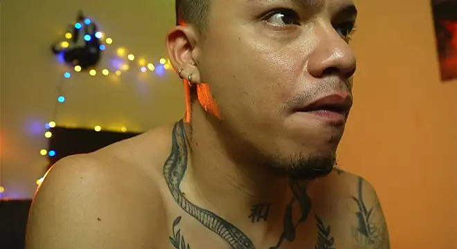 AlphaMasterXxx live sex cam