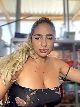 sammyqueenx21 live sex cam