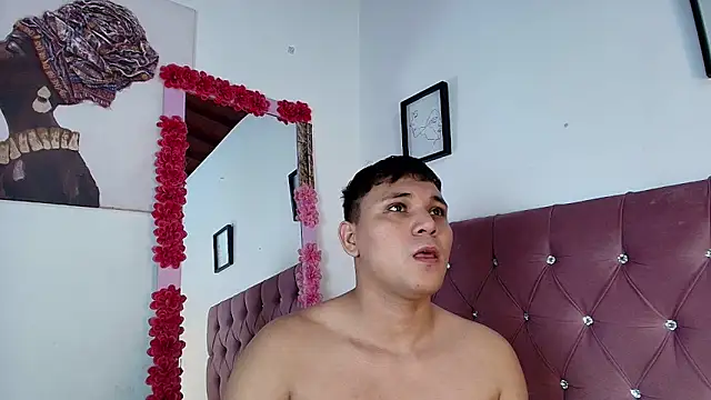 couple_lovelyds's cam snapshot