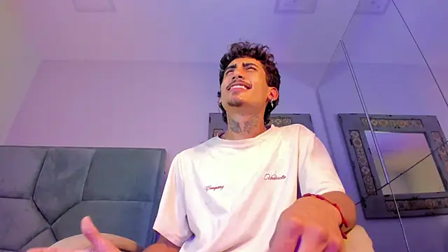 Mr_Strike live sex cam