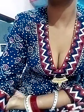 Shivangi-Sinha's cam snapshot