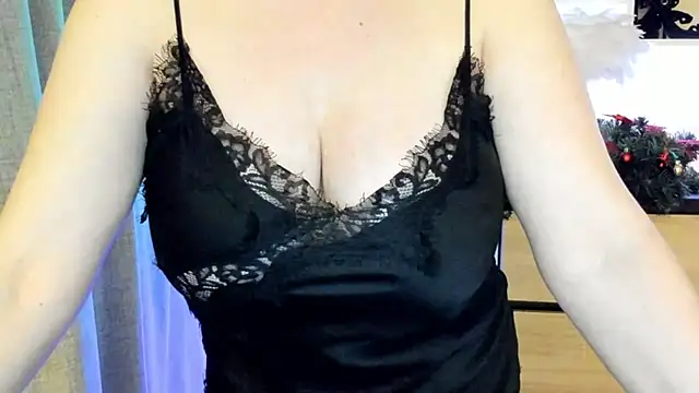 feliziaDesire live sex cam